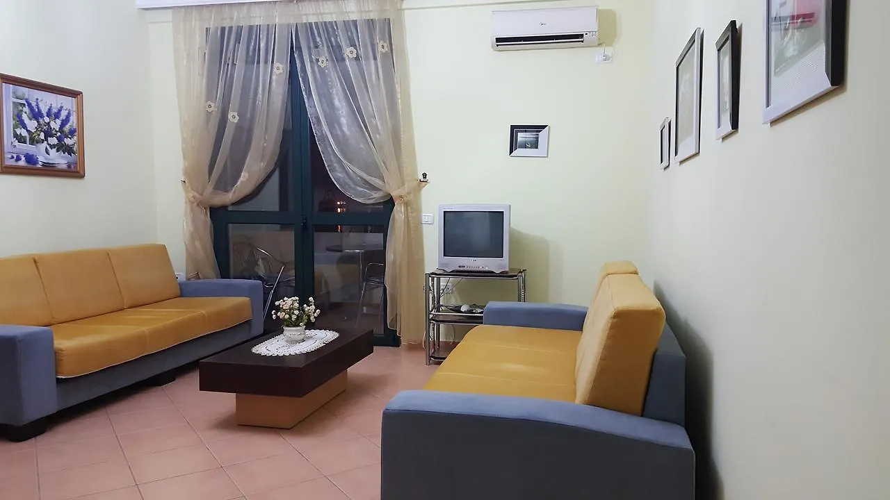Lungomare Apartment 2D Vlora 0*,  Albánia